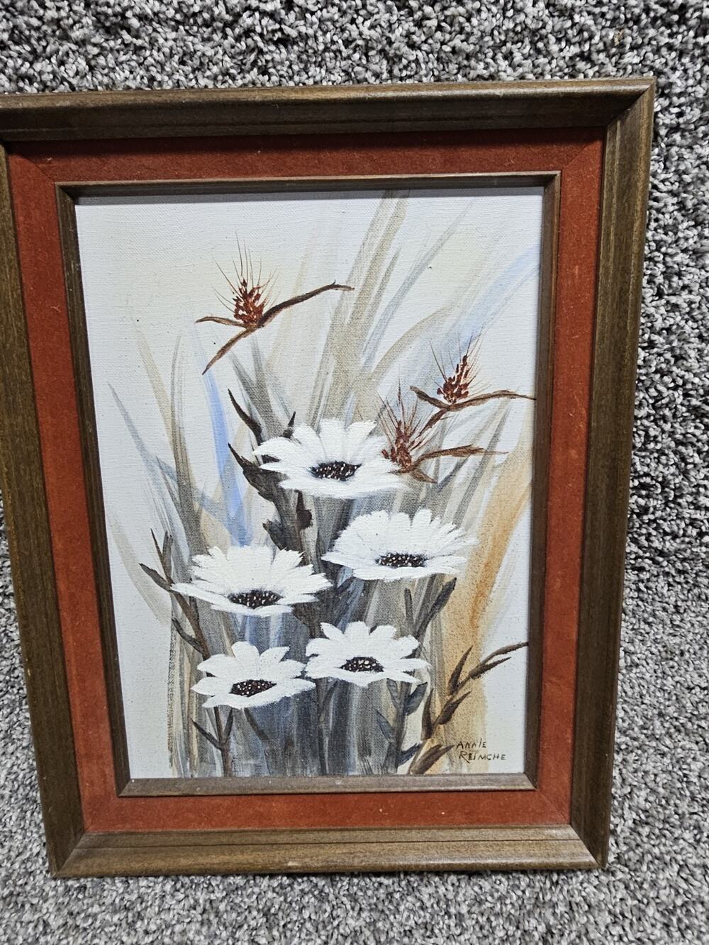 vintage framed oil painting on canvas depicting white daisy-like flowers 17X13"